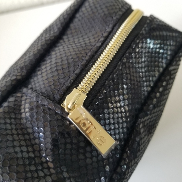 Tarte | Fierce & Feisty Makeup Bag - Picture 4 of 9